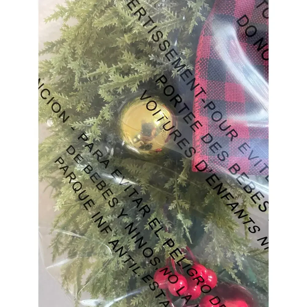 New Christmas Wreath, Artificial Large Wreath with Pine Cone Red Berry